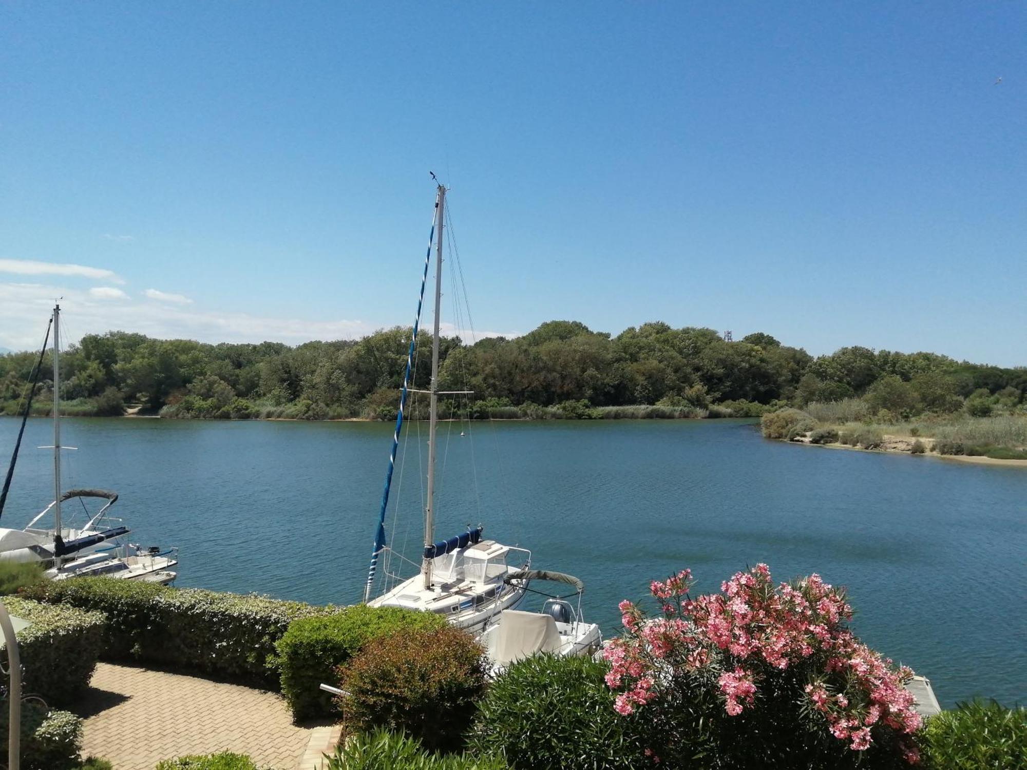 Vue Lagune Et Bateaux A 100M De La Plage Saint-Cyprien  Zewnętrze zdjęcie